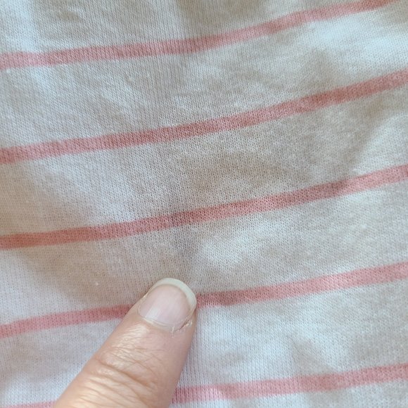 ♡ 5/$20 - Gerber Girl's White Pink Stripped Long Sleeve Bodysuit 0-3mo. - Picture 6 of 7